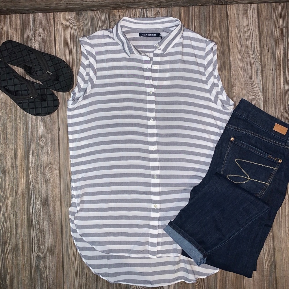 Calvin Klein top Sleeveless Button Down Nautical Shirt Striped Large Soft